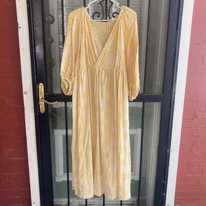 Yellow Striped Dress with Balloon Sleeves; Size L/XL